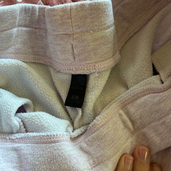 32 Degrees Women's Lounge Shorts - Pink and Cream - Picture 3 of 4